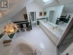 Primary Bedroom Ensuite - 