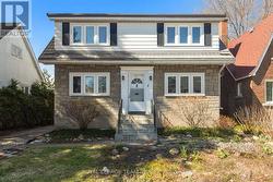 116 RANGE ROAD  Ottawa, ON K1N 8J8