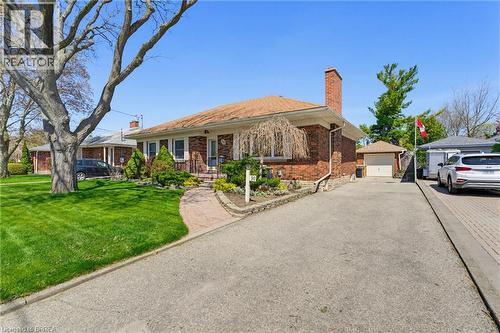 90 HENDERSON Avenue  Brantford, ON N3R 4V9