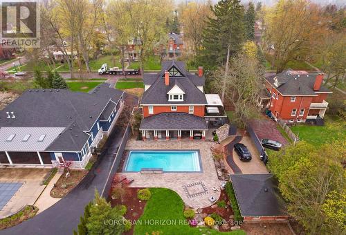 18 Brant Road N, Cambridge, ON - Outdoor With In Ground Pool