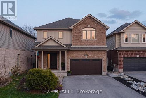 631 WOODLAWN PLACE  Waterloo, ON N2T 0A1