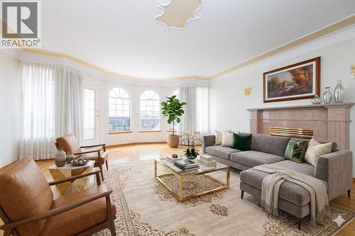 2248 Sicamous Avenue, Coquitlam, BC - Indoor Photo Showing Living Room