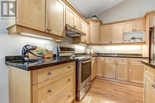 5 - 417 Hyde Park Road, London North (North P), ON - Indoor Photo Showing Kitchen