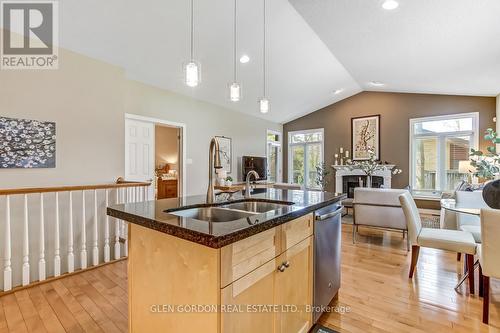 5 - 417 Hyde Park Road, London North (North P), ON - Indoor Photo Showing Kitchen With Double Sink