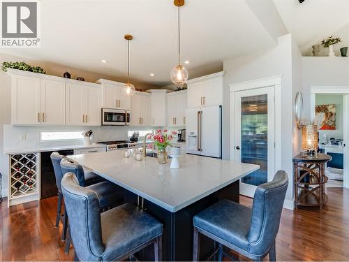 943 Riverview Place, Castlegar, BC - Indoor