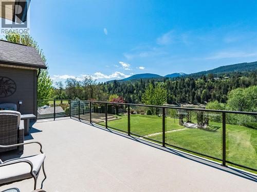 943 Riverview Place, Castlegar, BC - Outdoor With View