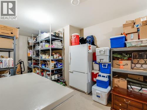 943 Riverview Place, Castlegar, BC - Indoor