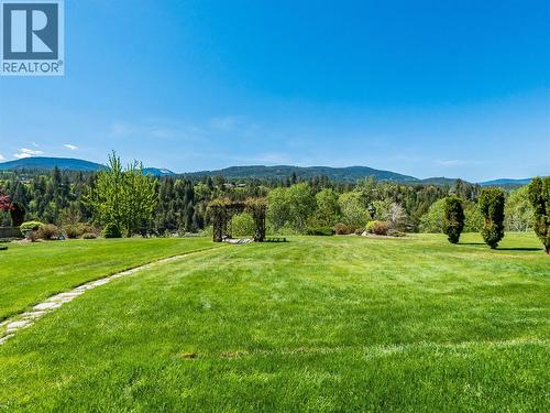 943 Riverview Place, Castlegar, BC - Outdoor With View