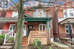 15 PAGE STREET Toronto, ON M6G 1J3