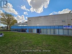 31 & 32 - 501 PASSMORE AVENUE Toronto, ON M1V 5G4