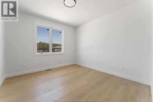 8312 Annie, Mcgregor, ON - Indoor Photo Showing Other Room