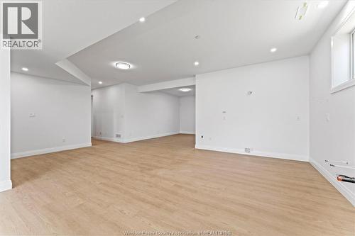 8312 Annie, Mcgregor, ON - Indoor Photo Showing Other Room