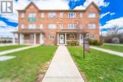 2 - 59 MCLAUGHLIN ROAD N Brampton, ON L6X 1Y7