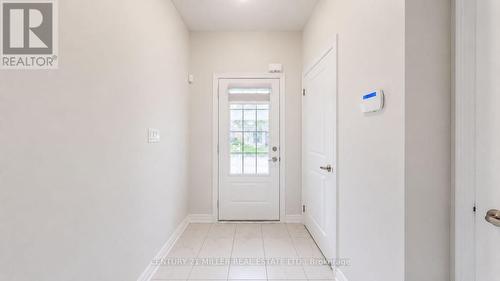 10 Linden Park Lane, Hamilton, ON - Indoor Photo Showing Other Room