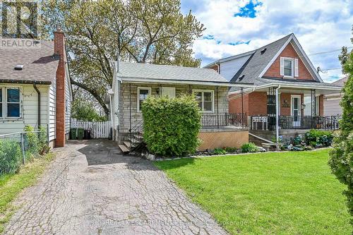 584 Waterloo Street, Hamilton, ON - Outdoor With Deck Patio Veranda