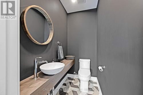 91 Hamilton Avenue N, Ottawa, ON - Indoor Photo Showing Bathroom