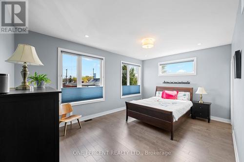 91 Hamilton Avenue N, Ottawa, ON - Indoor Photo Showing Bedroom