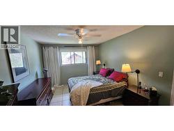 Primary bedroom - 