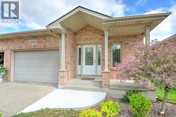 11956 COBBLESTONE Windsor, ON N8P 1T4