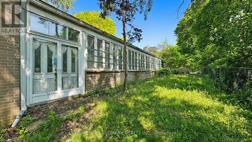 117 Arjay Crescent, Toronto, ON - Outdoor