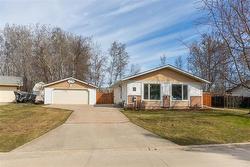 19 Hunter Crescent  Pinawa, MB R0E 1L0