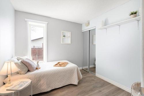 Other main floor bedroom - 19 Hunter Crescent, Pinawa, MB - Indoor Photo Showing Bedroom