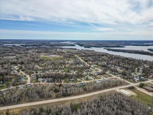 The town of Pinawa! - 19 Hunter Crescent, Pinawa, MB - Outdoor With View