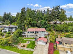8750 Pender Park Dr North Saanich, BC V8L 3Z5