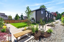 3-1590 Piercy Ave Courtenay, BC V9N 3E9