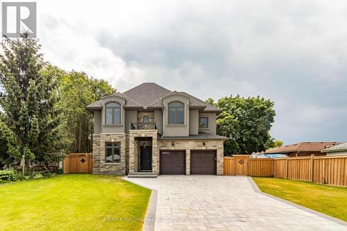 752 HILLVIEW CRESCENT  Pickering, ON L1W 2S1