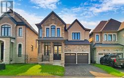 97 HALLDORSON AVENUE Aurora, ON L4G 0C5