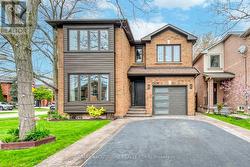 1209 OLD OAK DRIVE  Oakville, ON L6M 3K6
