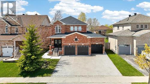 6 White Crescent, Barrie, ON - Outdoor With Facade