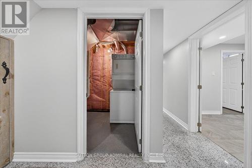 6 White Crescent, Barrie, ON - Indoor Photo Showing Other Room