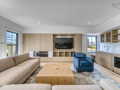 11 Spinnaker Run, Fox Harbour, NS 