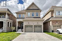 45 MORLEY CRESCENT  Whitby, ON L1R 3C2