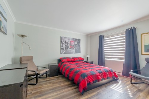 Master Bedroom - 102-775 Rue Rodier, Saint-Jean-Sur-Richelieu, QC - Indoor Photo Showing Bedroom