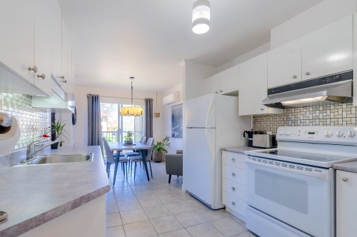 Kitchen - 102-775 Rue Rodier, Saint-Jean-Sur-Richelieu, QC - Indoor Photo Showing Kitchen