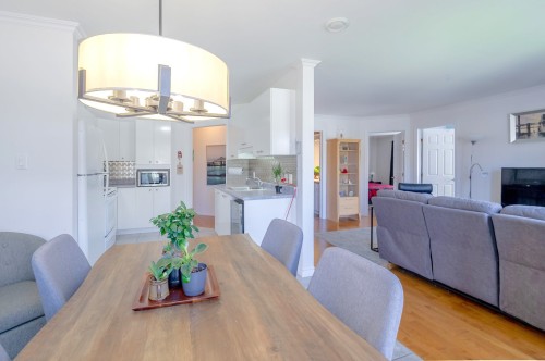 Overall view - 102-775 Rue Rodier, Saint-Jean-Sur-Richelieu, QC - Indoor