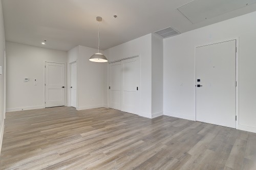 Autre - 607-2020 Rue Lucien-Thimens, Montréal (Saint-Laurent), QC - Indoor Photo Showing Other Room