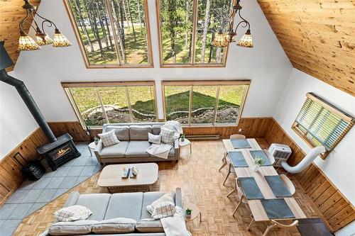 42 Duke St, Woodridge, MB 