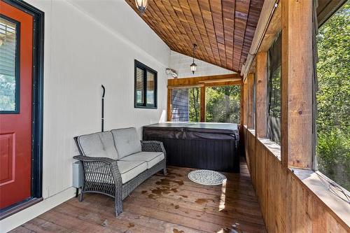 42 Duke St, Woodridge, MB 