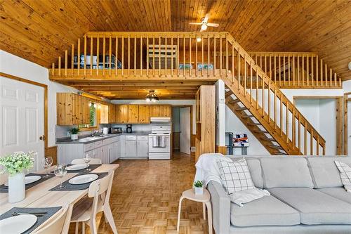 42 Duke St, Woodridge, MB 