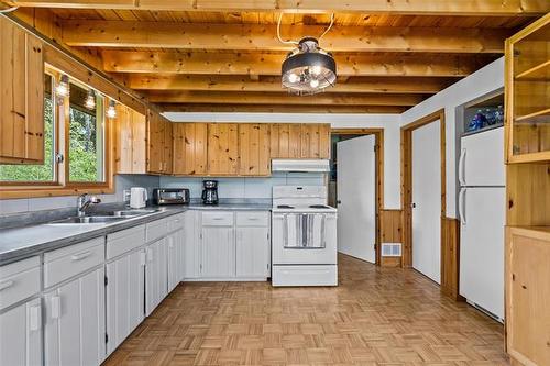42 Duke St, Woodridge, MB 