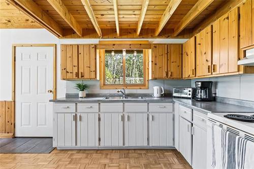 42 Duke St, Woodridge, MB 