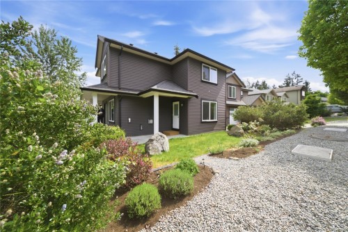 1730 Parhar Rd, Nanaimo, BC - Outdoor