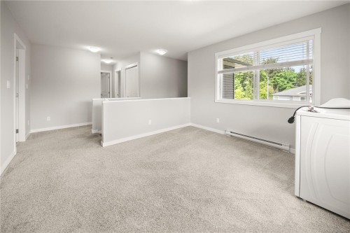 1730 Parhar Rd, Nanaimo, BC - Indoor