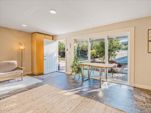 3298 Cook St, Chemainus, BC 