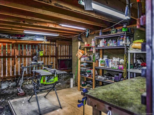 3298 Cook St, Chemainus, BC 