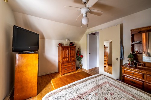 Chambre à coucher - 200 Rue Water, Danville, QC - Indoor